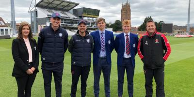 King’s Sponsors Somerset County Cricketers