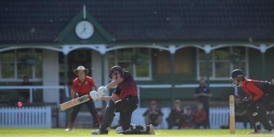 King's Sponsors Somerset County Cricketers