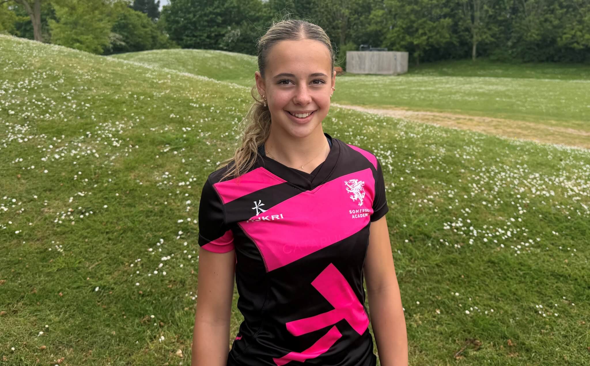 Maddie R Signs Professional Contract with Somerset County Cricket Club