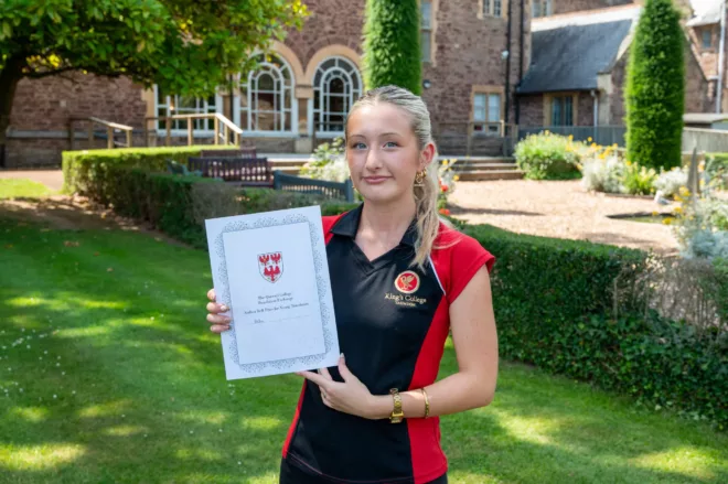Bella B Earns National Commendation for Outstanding Proust Translation